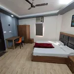 Luxury Stays In Hauz Khas