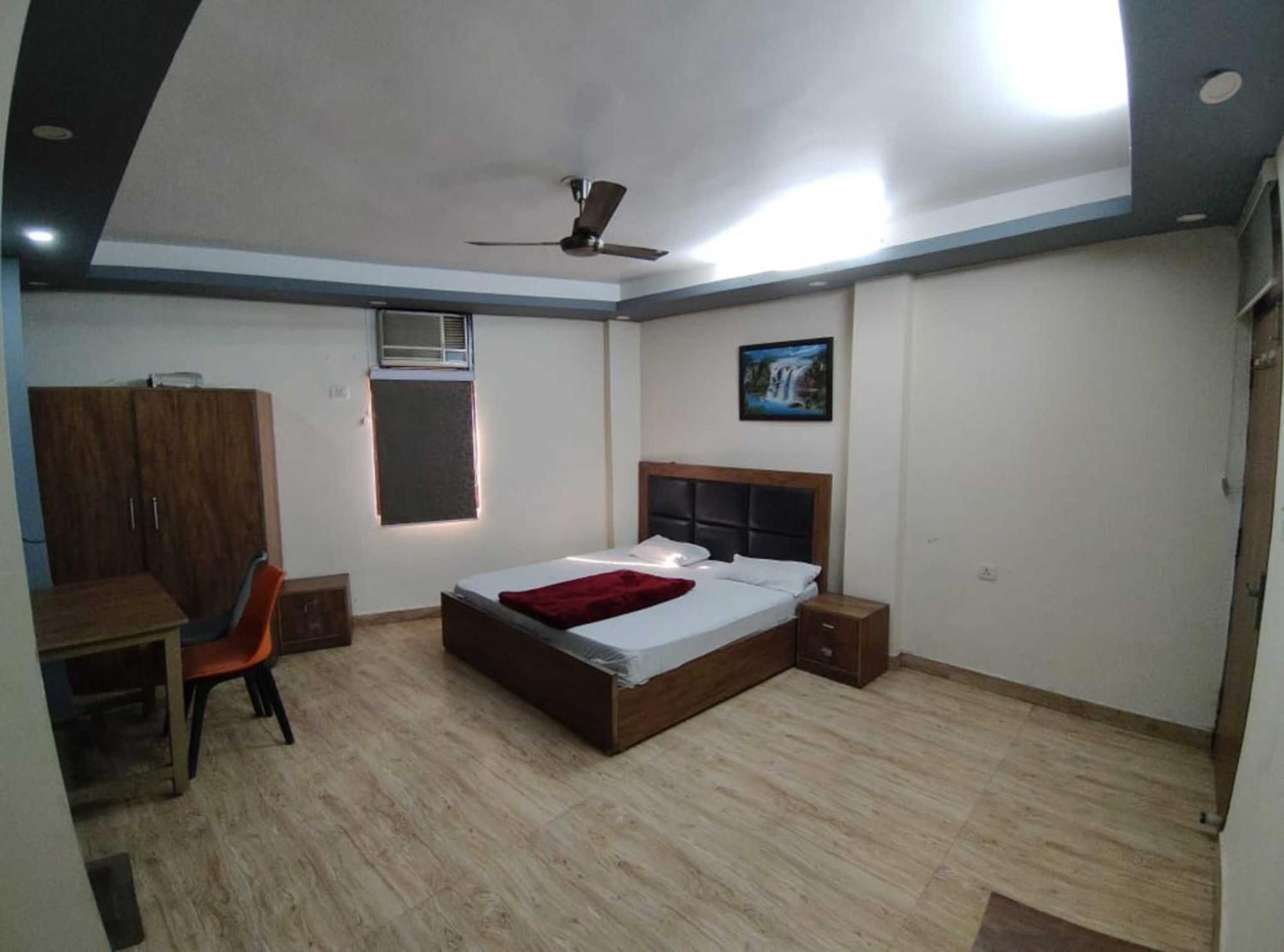 Luxury In Hauz Khas 4*