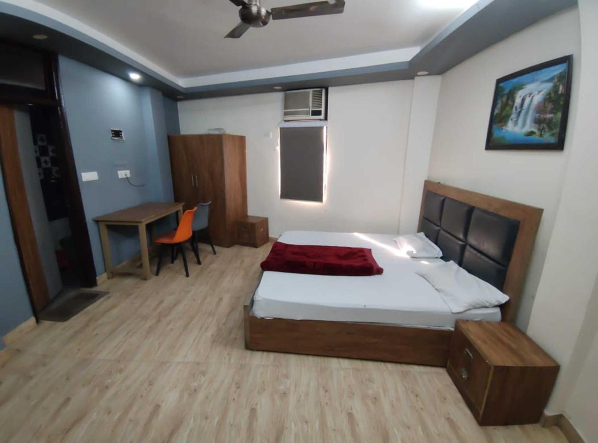 Hotel Luxury In Hauz Khas 4*
