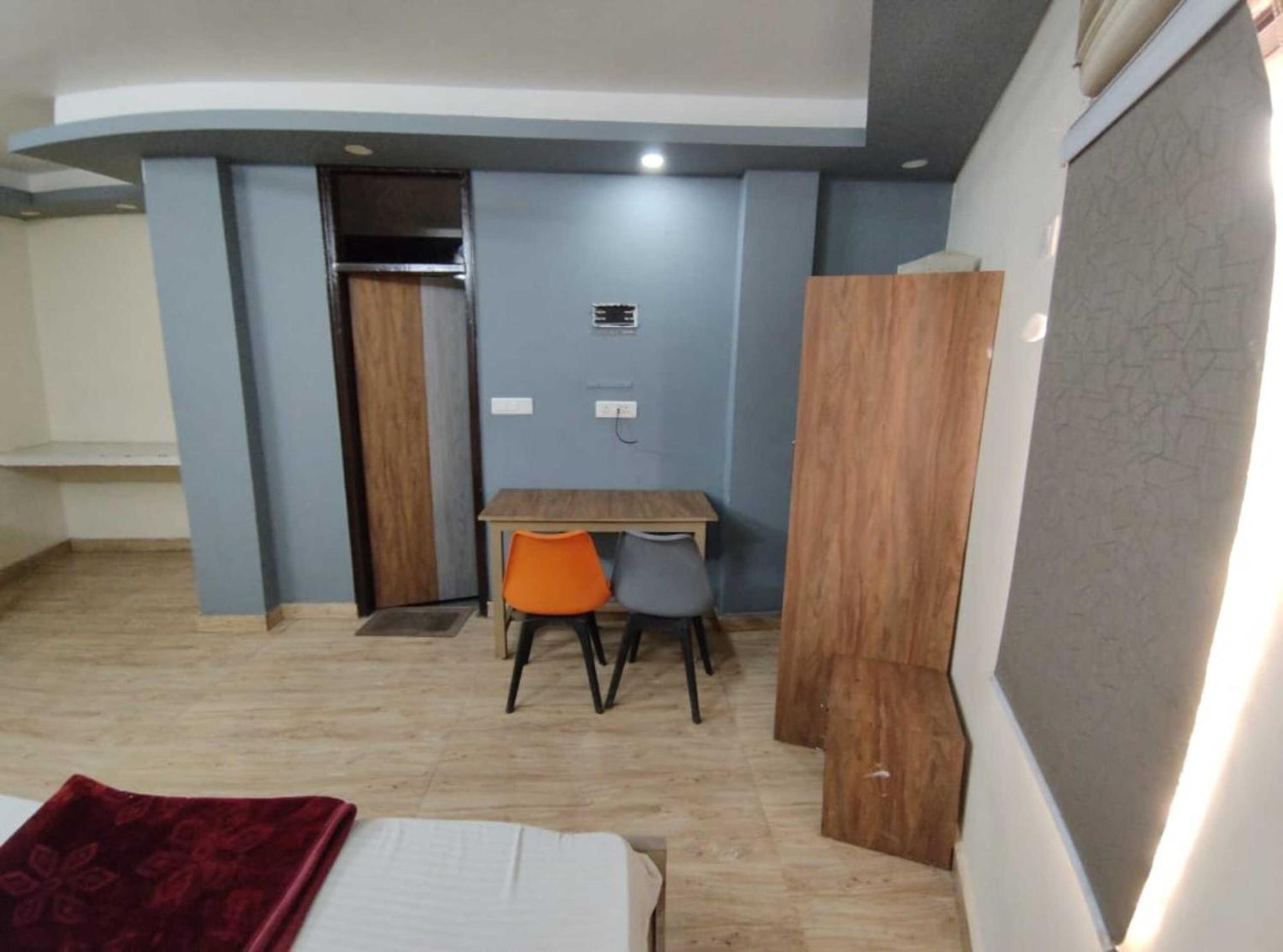 Luxury In Hauz Khas Hotel New Delhi