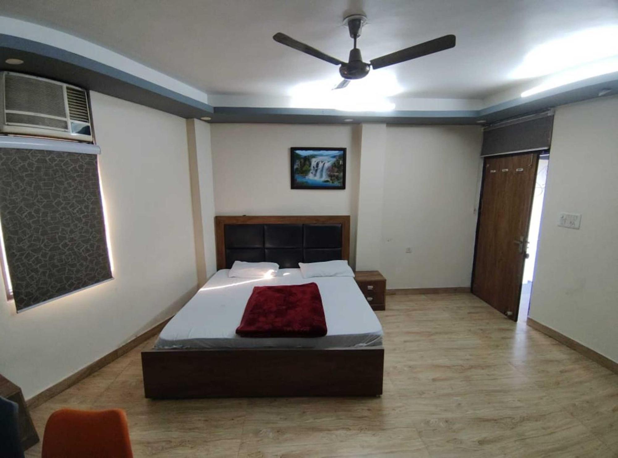 Luxury In Hauz Khas 4*