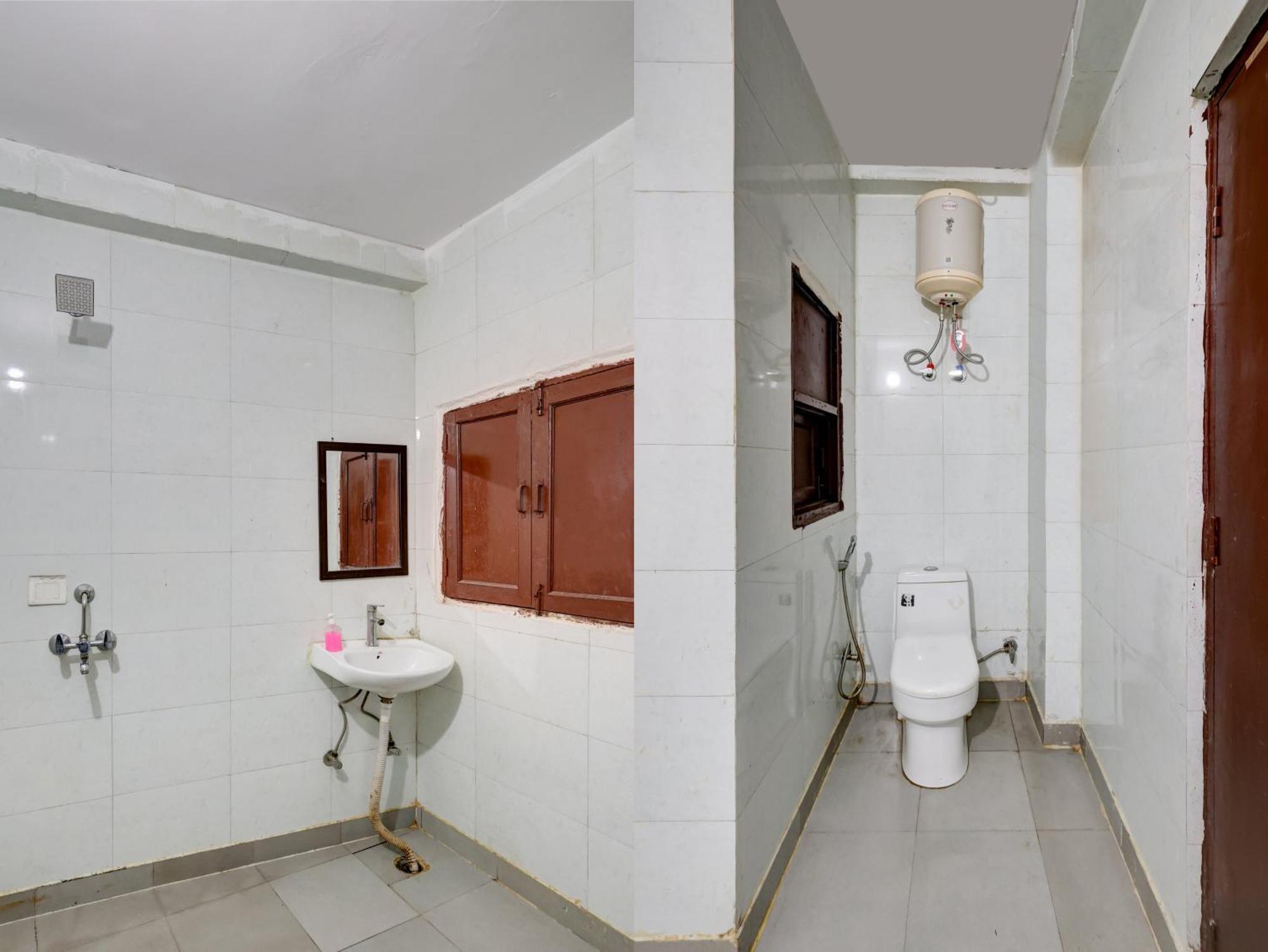 Hotel Luxury In Hauz Khas 4*